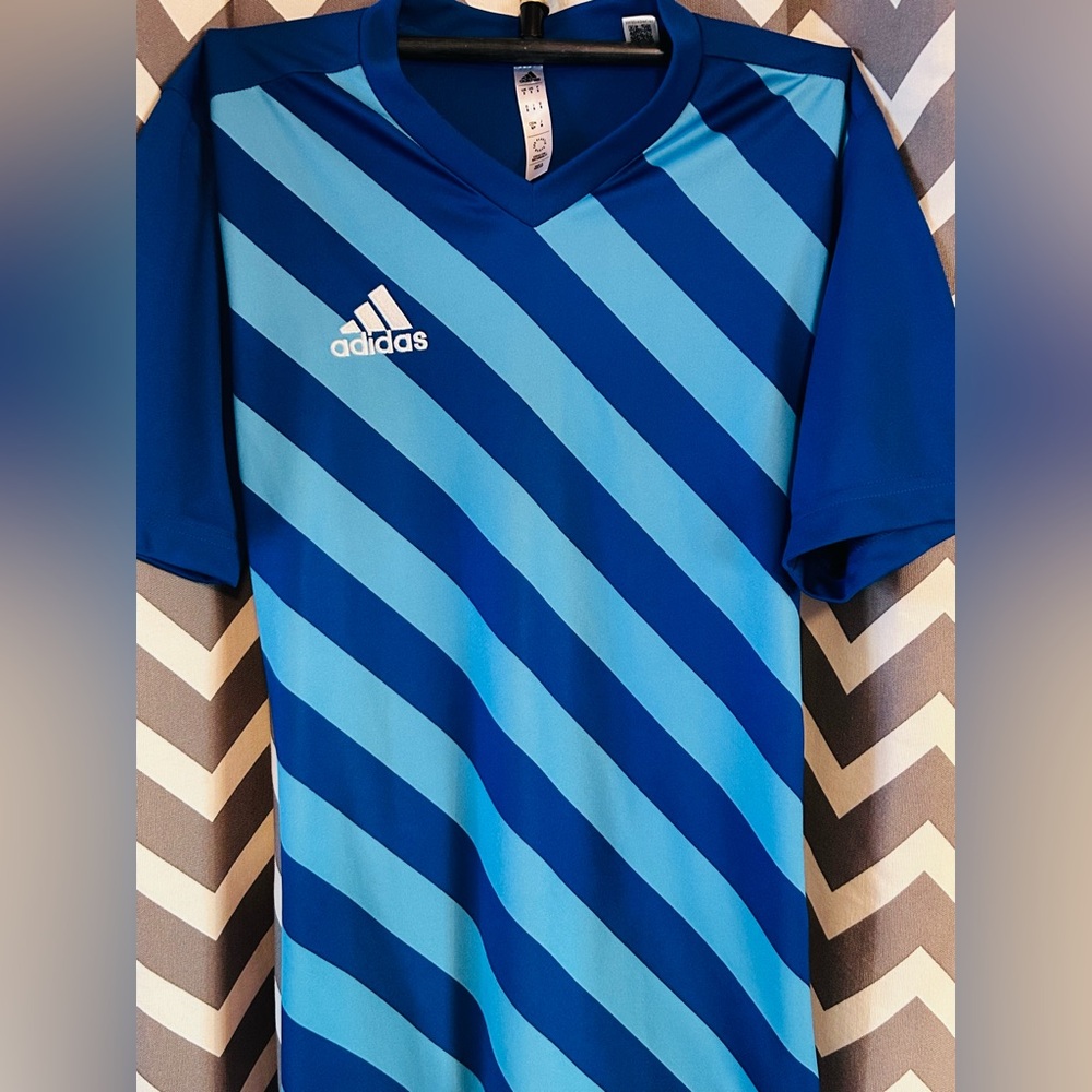 ADIDAS ENTRADA 22 soccer style jersey